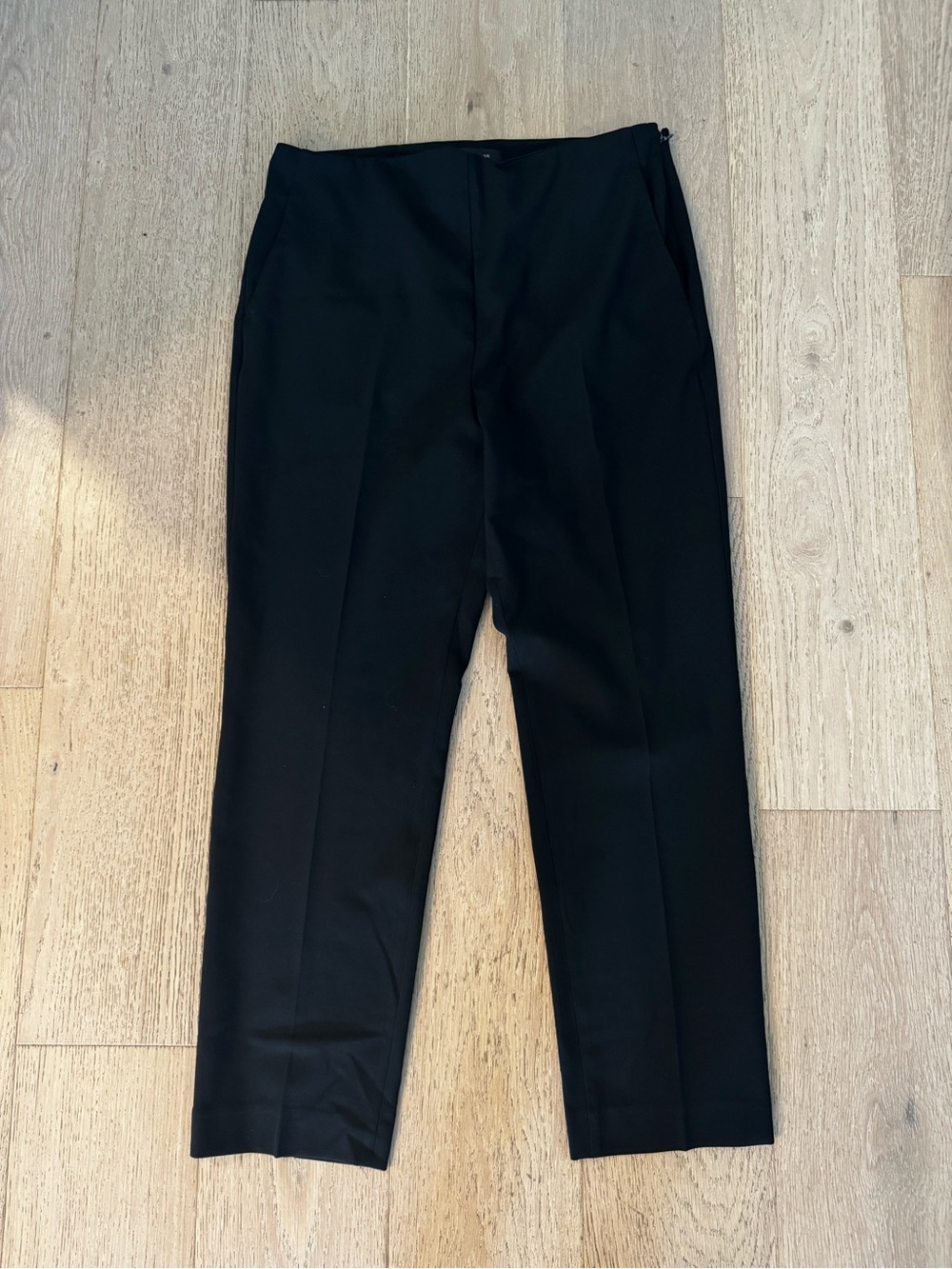 Ann Taylor Black Side Zip Straight Leg Dress Pants Women’s Size 10